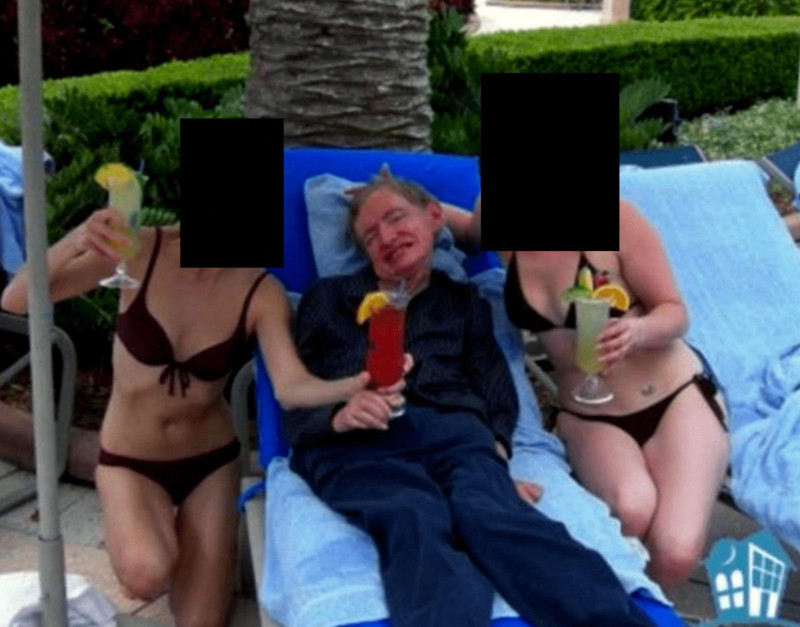 Stephen Hawking, în dosarele Epstein. Fotografie cu fizicianul zâmbind pe un șezlong, alături de două femei în bikini 2 Stephen Hawking with unknown people in this undated, redacted photo released by the U.S. Department of Justice
