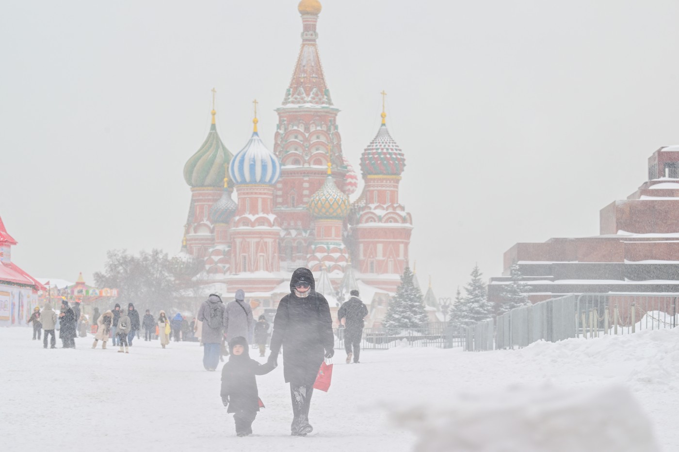 „Pentru prima dată în istorie”. Record la Moscova, unde stratul de zăpadă a depăşit 80 de centimetri. Imagini din capitala Rusiei