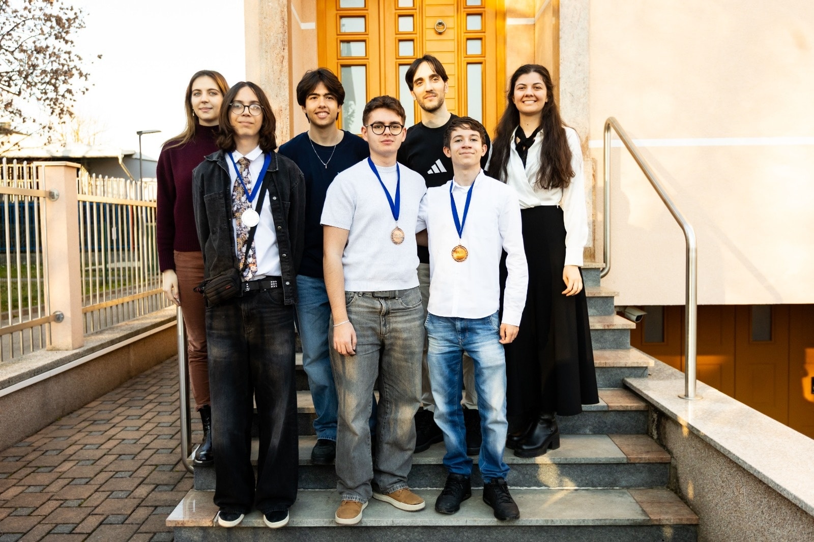 Elevii români au câștigat medalii la Olimpiada Internațională de Inteligență Artificială. Oana Țoiu: „Sunt cei mai buni ambasadori”