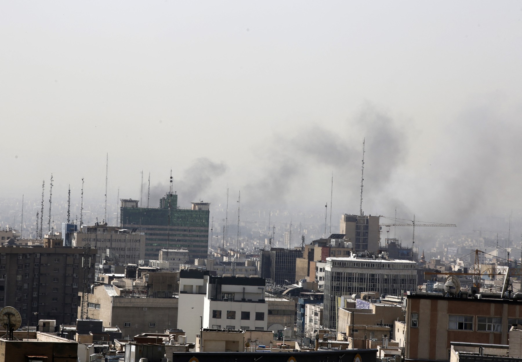 Reacția MAE după atacul SUA și al Israelului asupra Iranului. Recomandări esențiale pentru românii din cele două țări