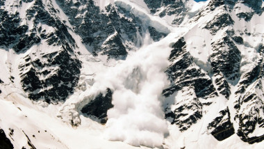 avalansa in munti