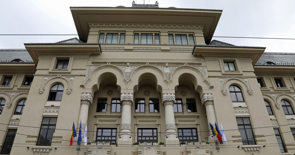 Majoritatea locuitorilor Capitalei cred că România merge în direcția greșită. În cine au bucureștenii cea mai mare încredere (sondaj)