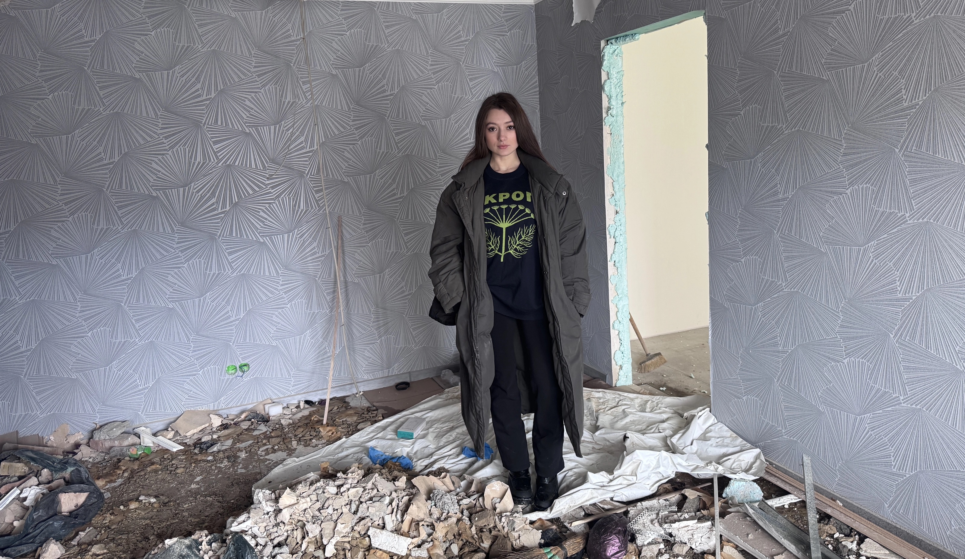 „Pur și simplu s-a întâmplat să nu mor”. Povestea ucrainencei care a scăpat cu viață după ce o dronă rusească i-a explodat în casă