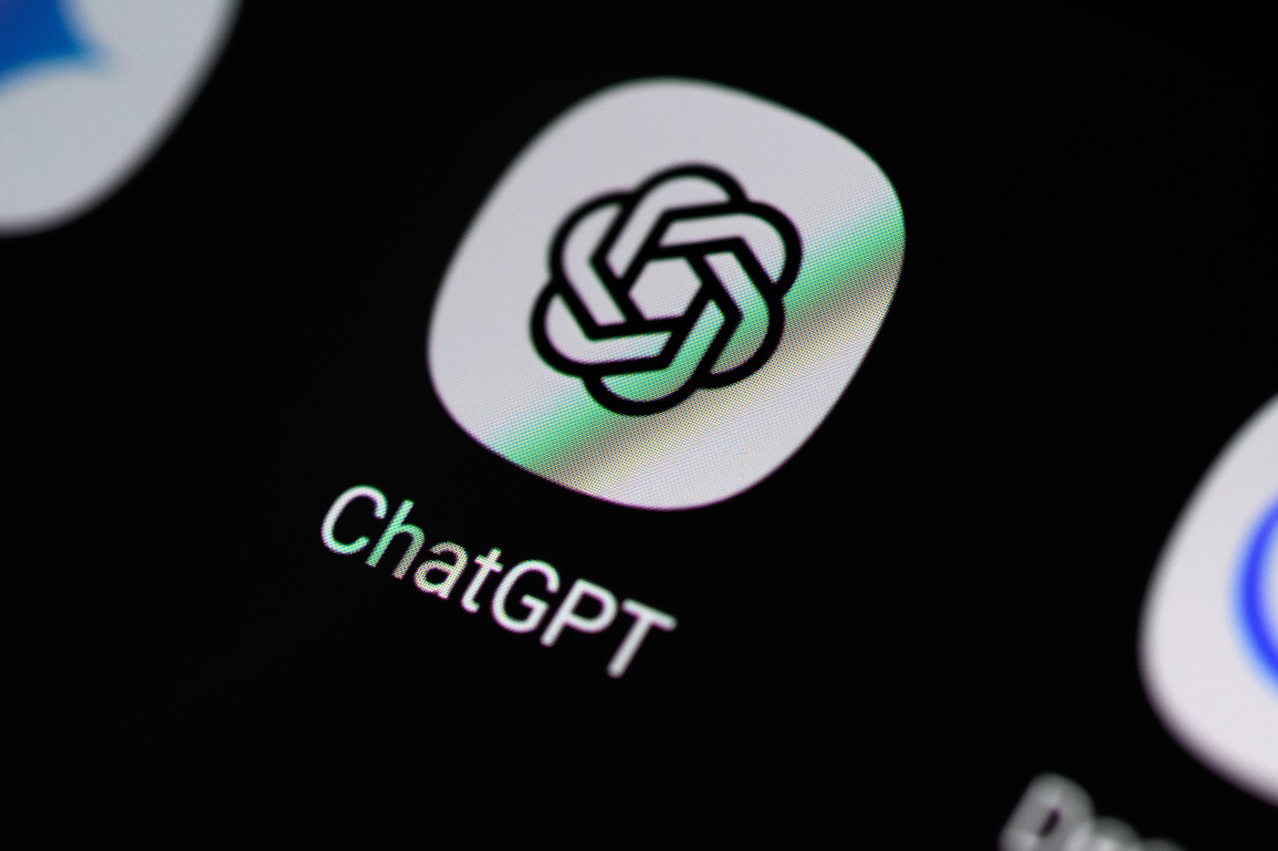 Cum a ajuns inteligența artificială motor al dezinformării despre războiul din Ucraina