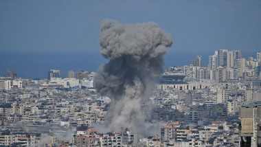 Israel launched new airstrikes on Beirut