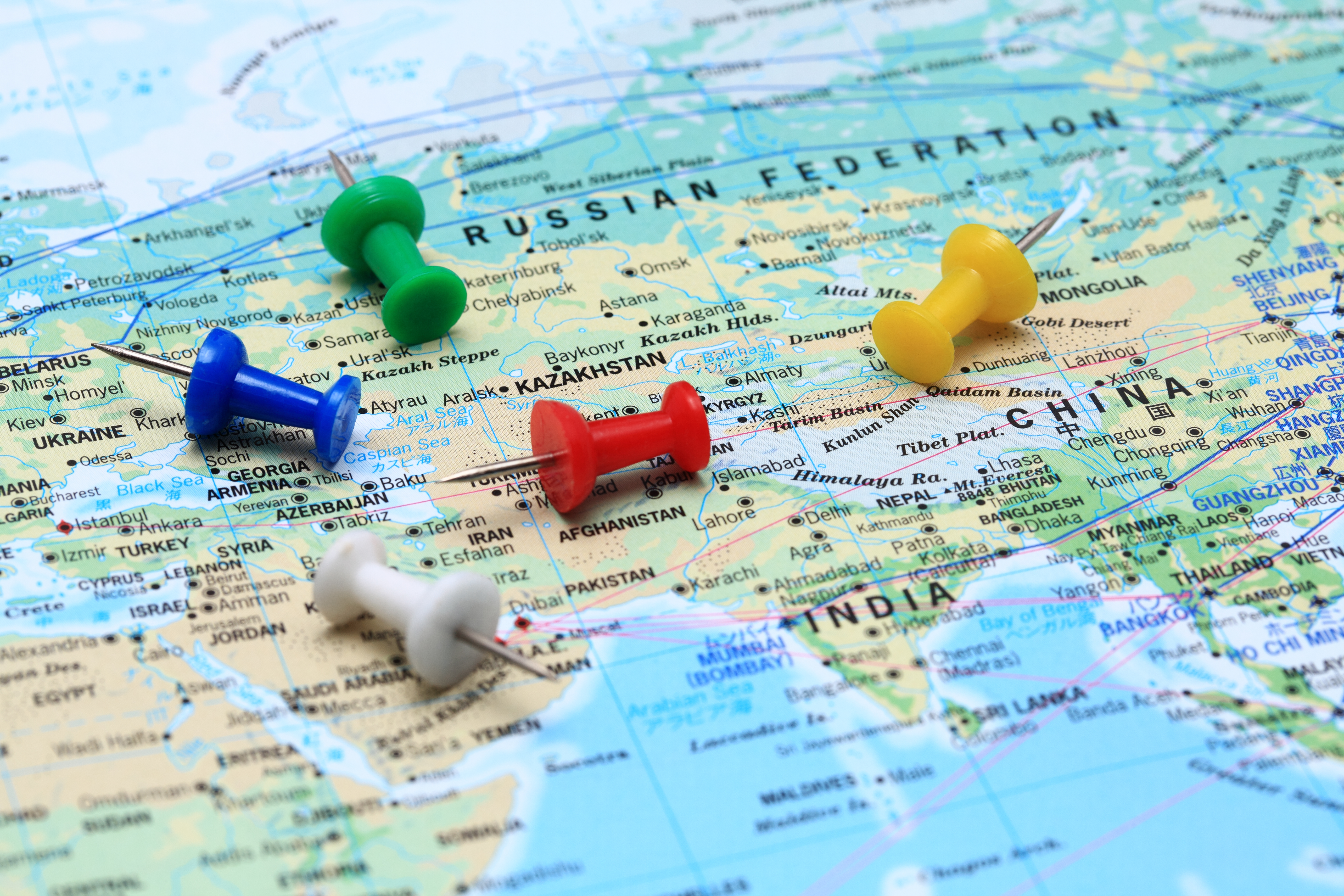 Sfidare cu efecte neintenționate. Clubul „puterilor mijlocii” ar putea da peste cap ordinea globală deja zdruncinată