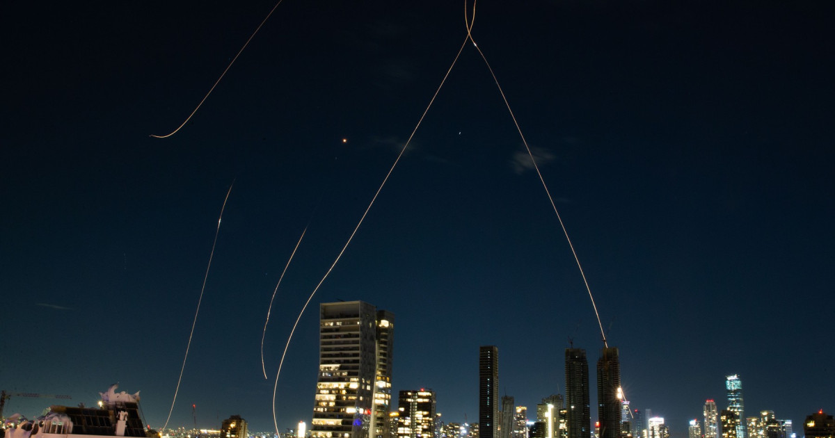 Trei rachete balistice iraniene, doborâte cu 15 interceptori Patriot. Rusia ar fi arătat Iranulul cum... Kép