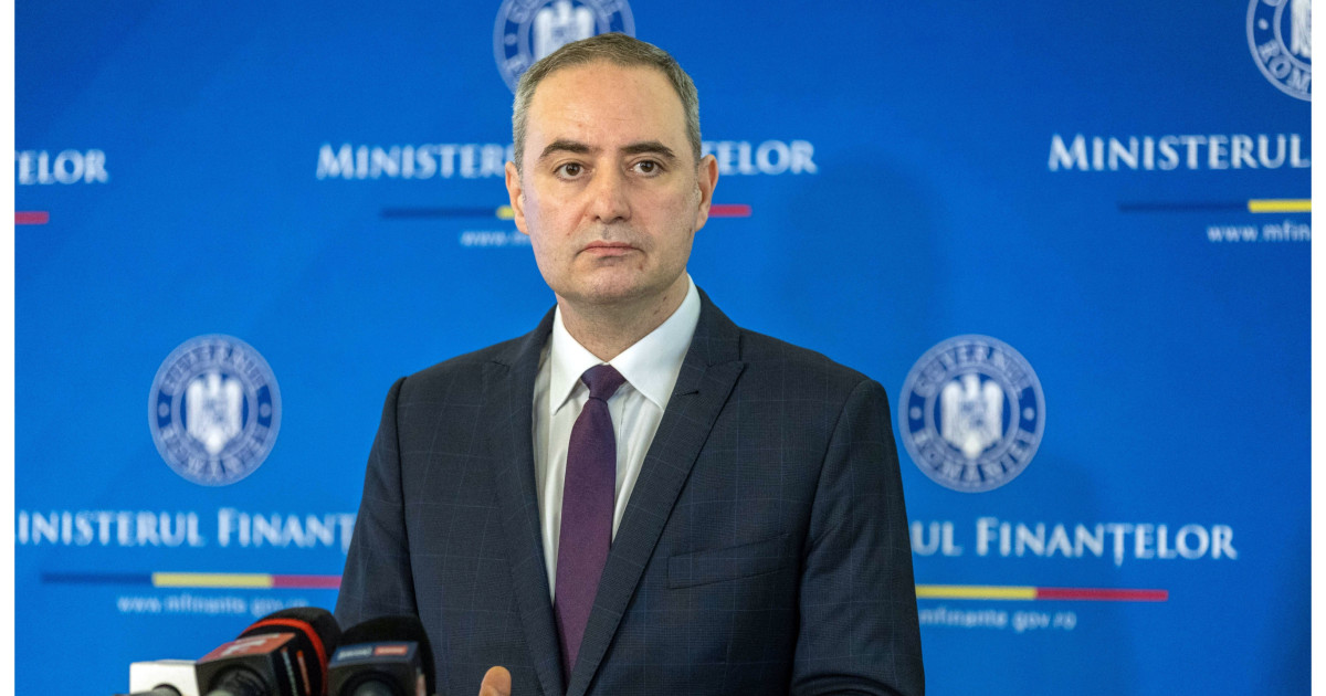 Alexandru Nazare, implicat într-un accident rutier în centrul Capitalei. Două persoane au fost rănite ușor