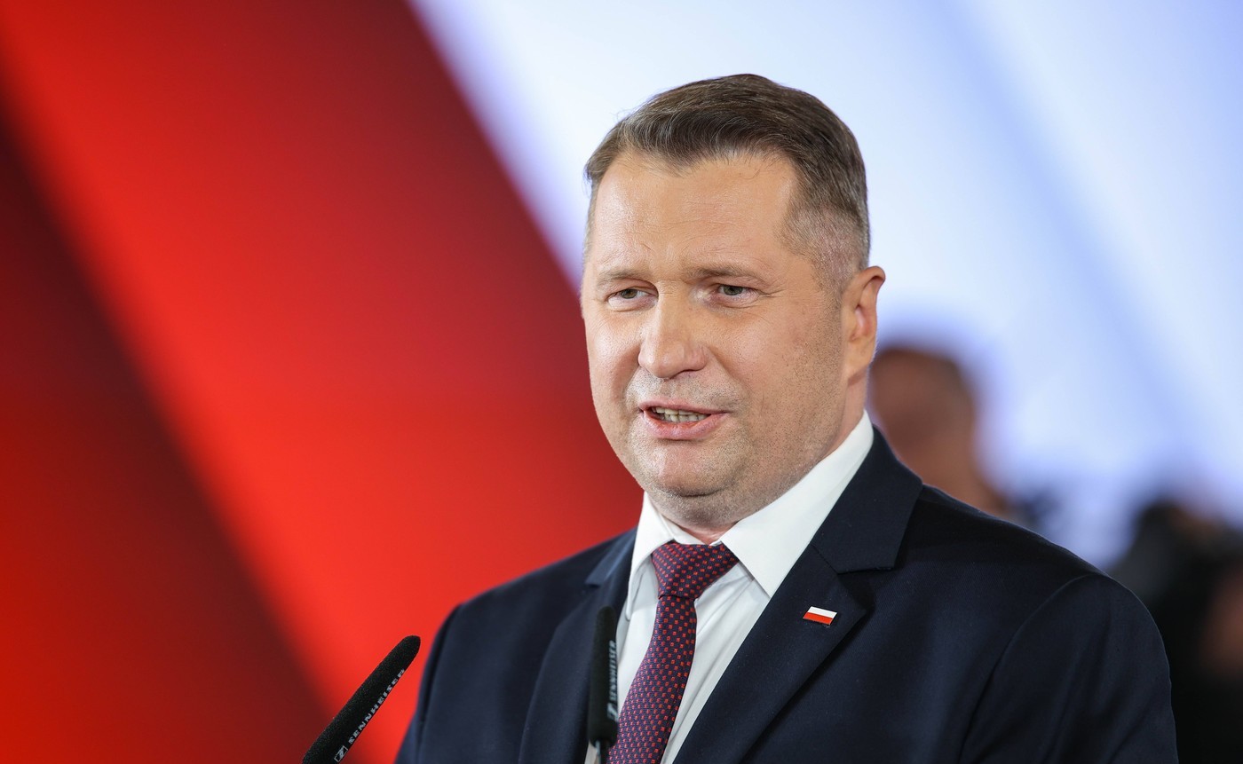 Fostul partid de guvernământ polonez alege un adept al liniei dure drept candidat la șefia guvernului în alegerile din 2027