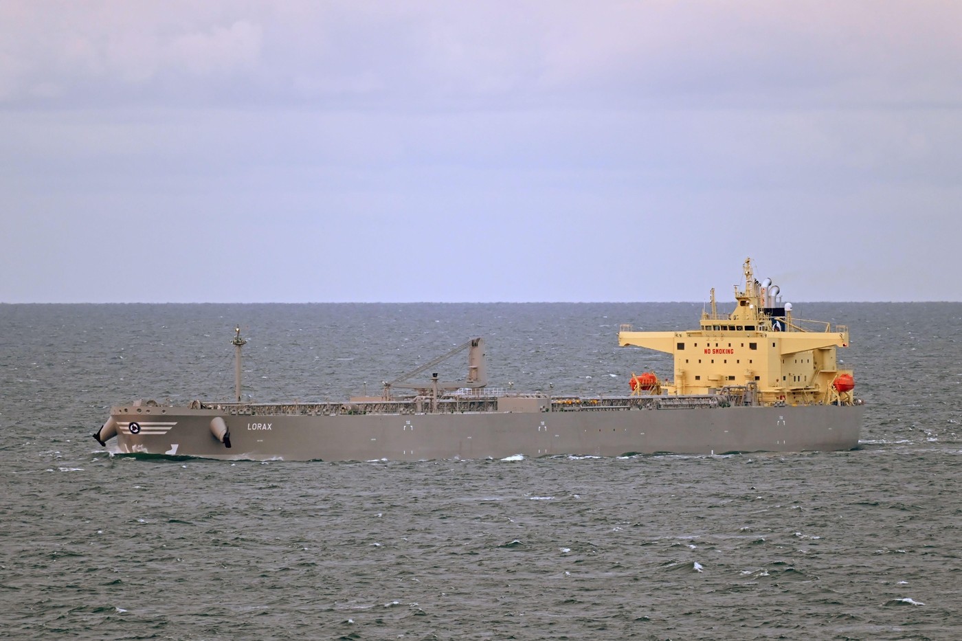 India continuă să importe petrol din Rusia și spune că nu a avut niciodată nevoie de aprobarea SUA