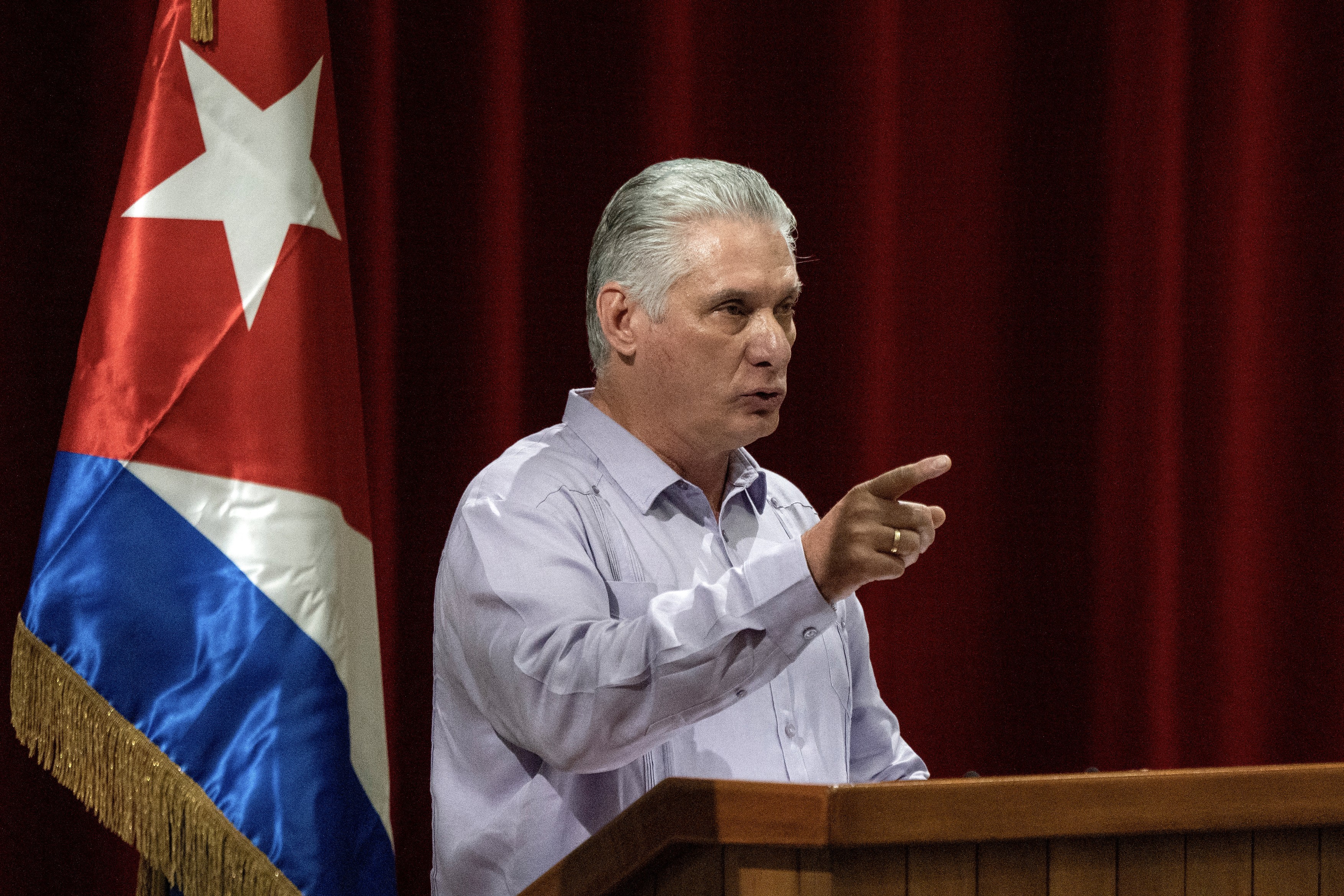 Miguel Diaz-Canel consideră „neocolonial” summitul lui Trump din Florida. Cuba acuză presiune militară și ingerință