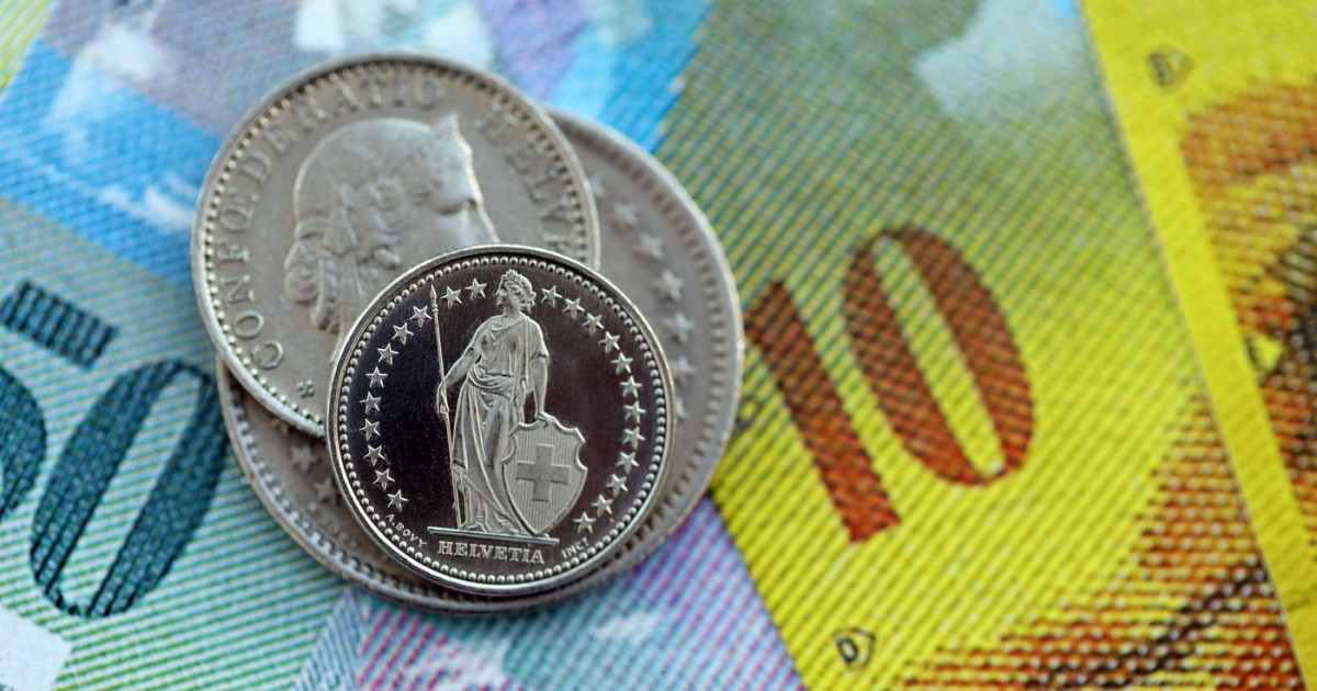 Elveţienii susţin garantarea plăţilor în numerar
