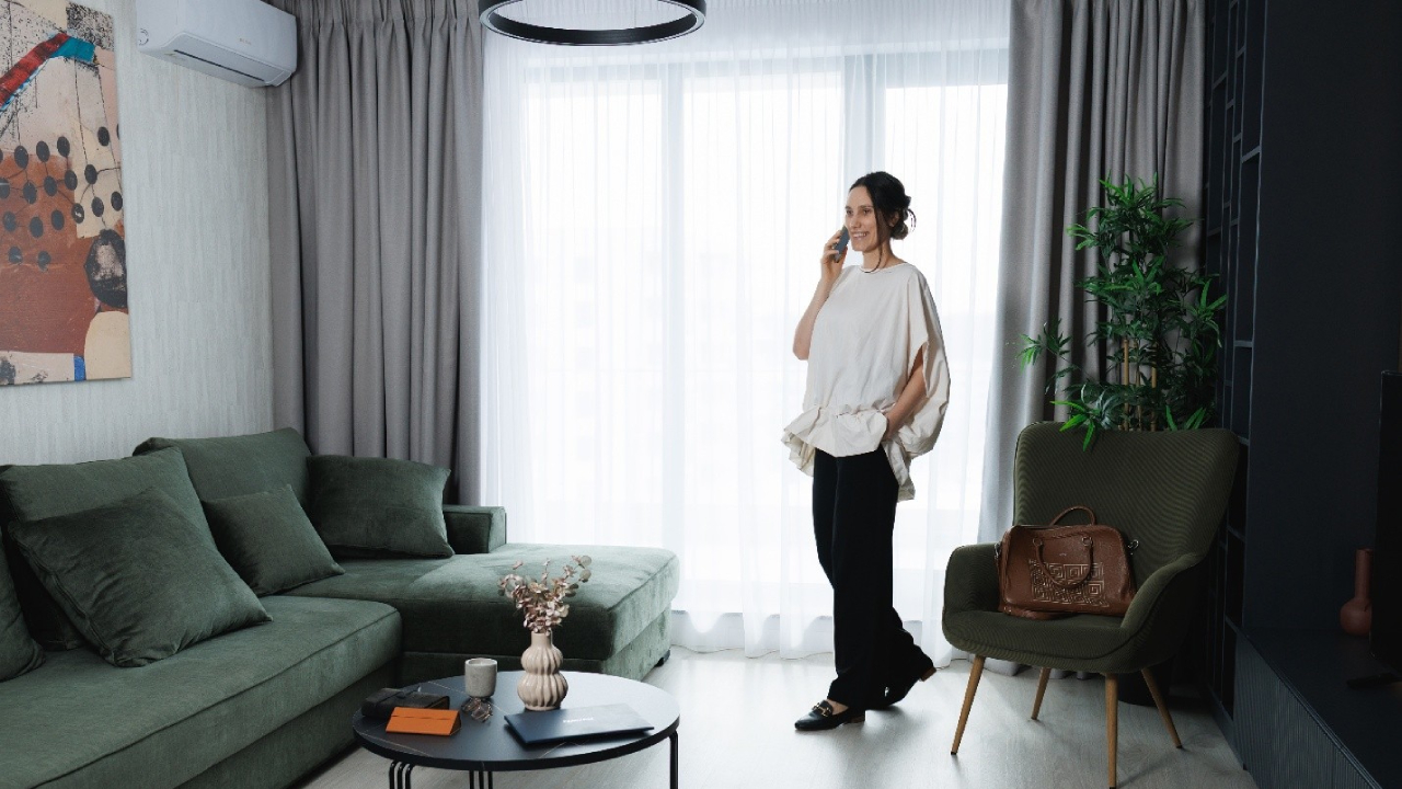 (P) Din Toronto în Greenfield: Povestea unei familii care s-a întors în România și se bucură de viața într-un cartier aproape de natură