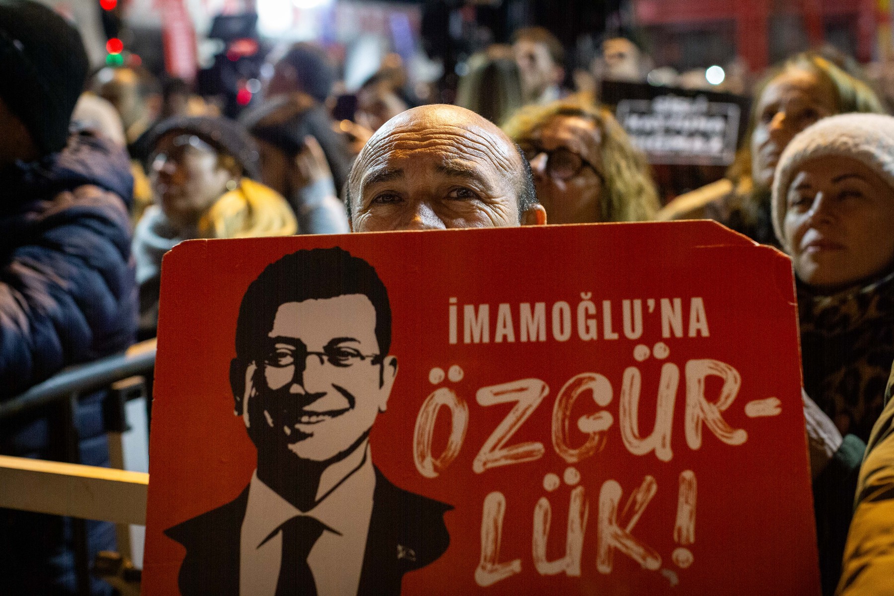 Primarul Istanbulului, principalul adversar politic al lui Erdogan, judecat într-un dosar de corupție, alături de alte 400 de persoane