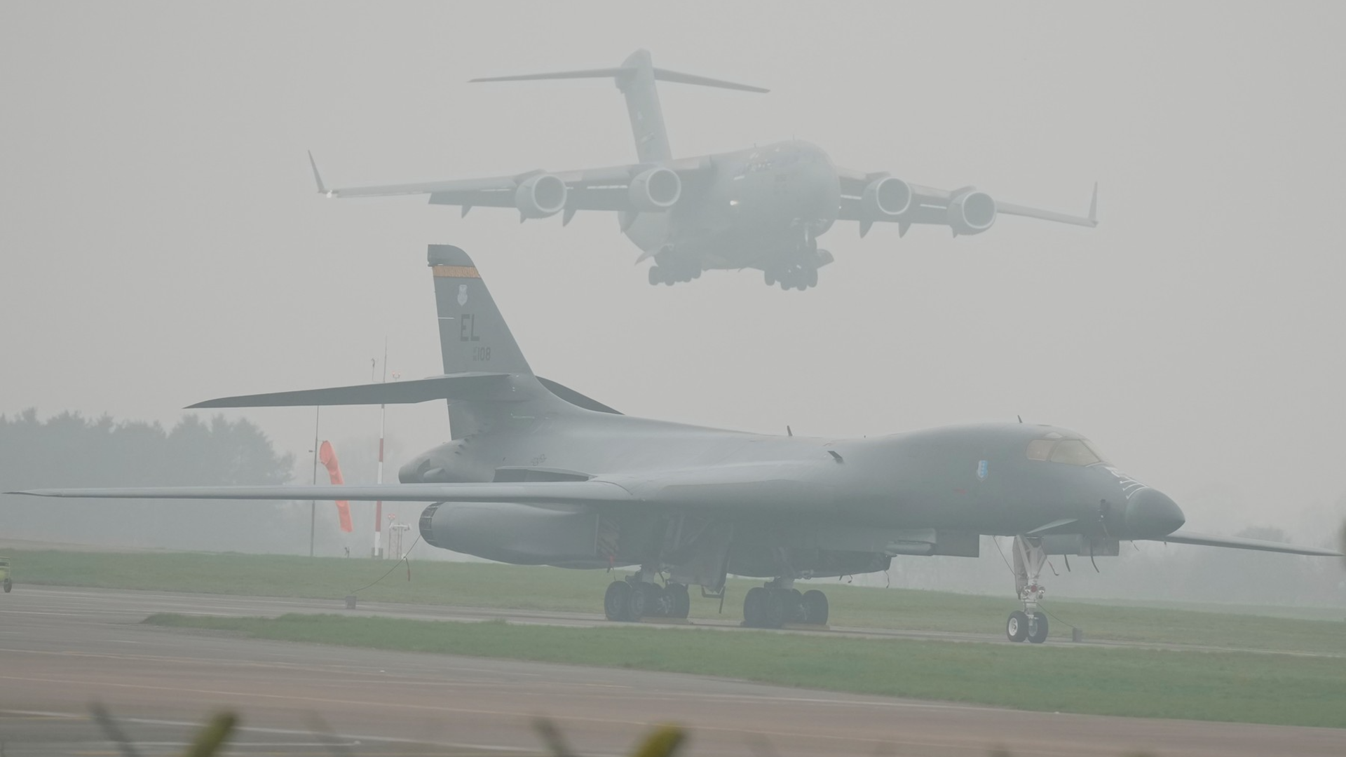 Cum s-a implicat Marea Britanie în războiul cu Iranul: baze militare pentru SUA, avioane și nave trimise în regiune