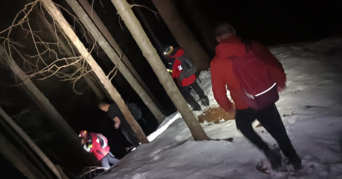 Drumeți salvați pe munte în Brașov. Avertisment Salvamont