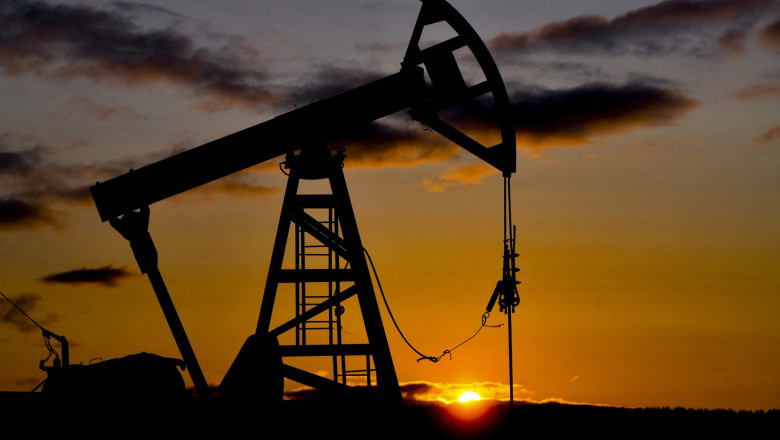 platforma petroliera la apus