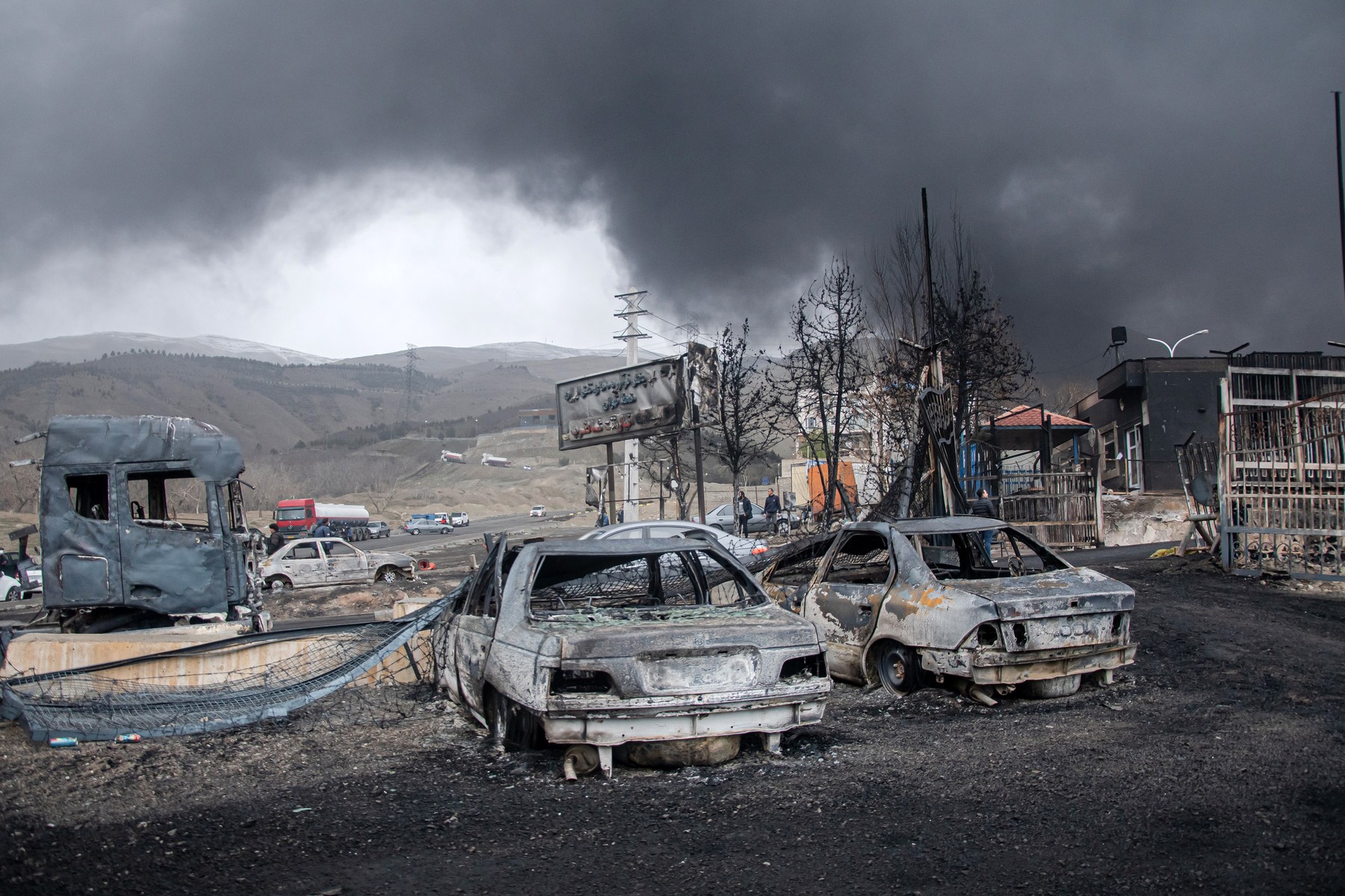Război în Orientul Mijlociu, ziua 10. Mii de iranieni jură credință noului lider suprem. Teheranul atacată din nou Turcia