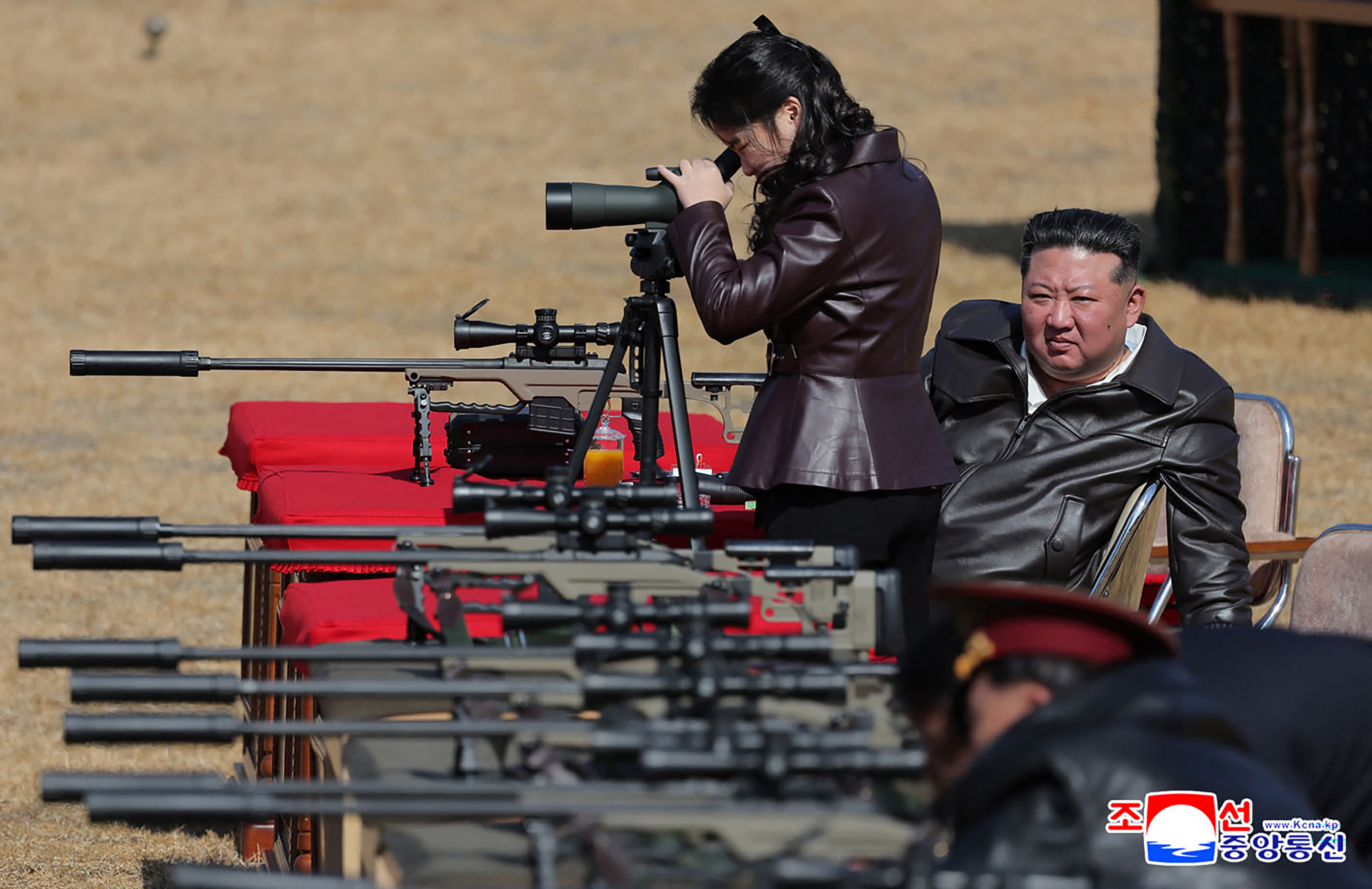 Îmbrăcată pentru succesiune. Mesajul pe care îl transmite stilul vestimentar al fiicei lui Kim Jong Un, Ju Ae