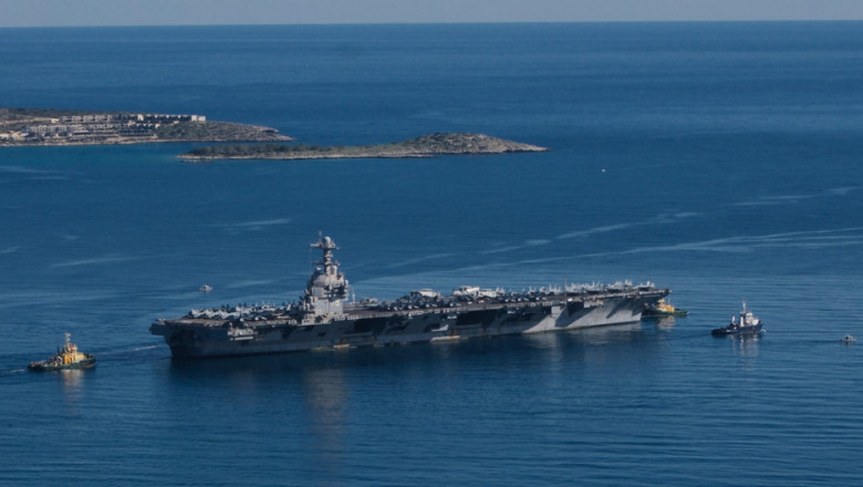 portavionul USS Gerald R. Ford la baza souda, creta