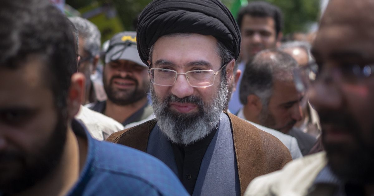 Ambasadorul Iranului neagă zvonurile despre Khamenei
