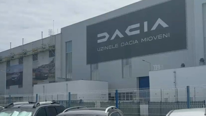Val de concedieri la uzina Dacia de la Mioveni. Compania a decis să relocheze o parte din producție în alte țări