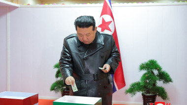 kim jong un voteaza