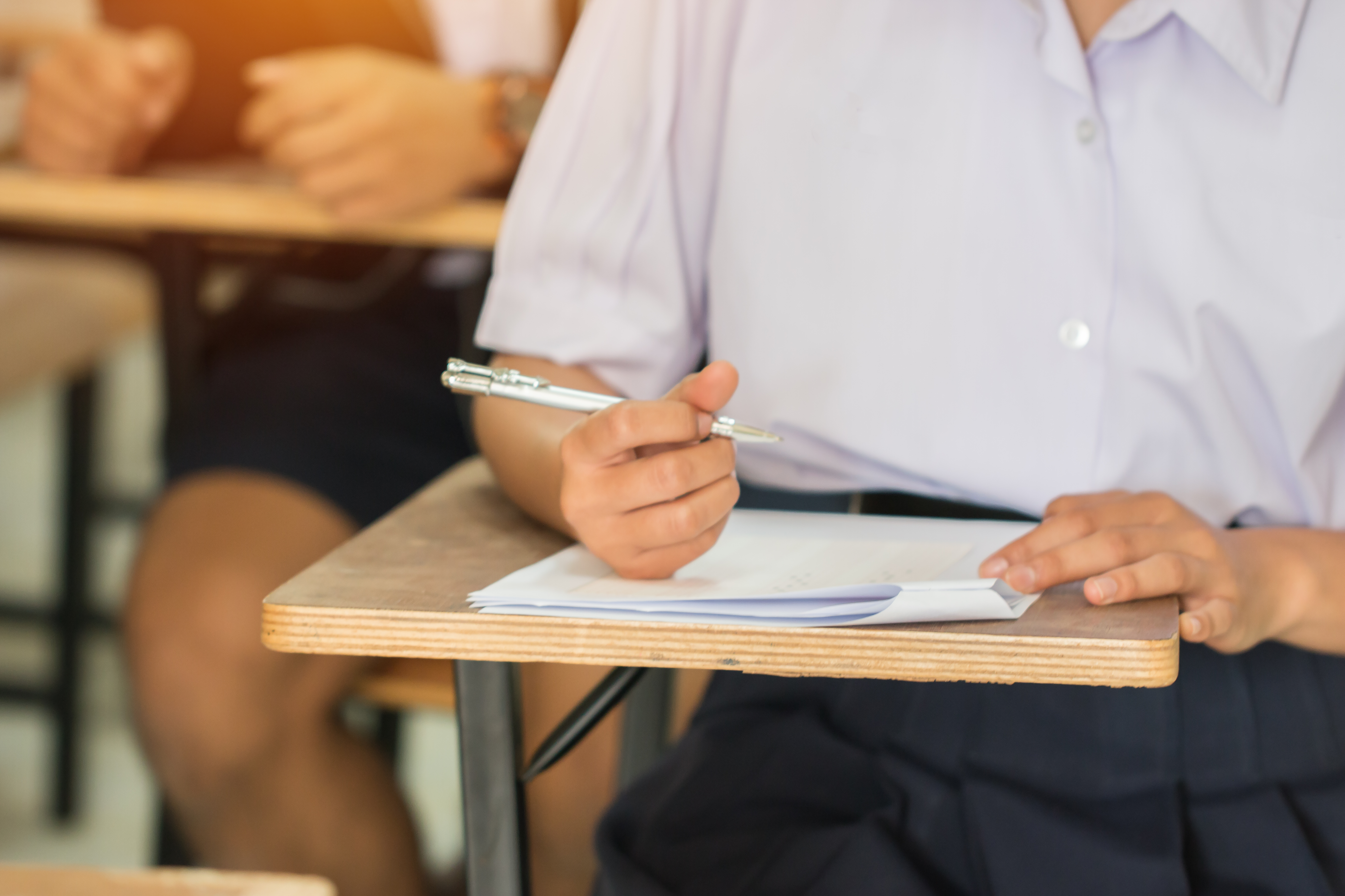 Subiecte Evaluarea Națională 2026: Ce au avut de rezolvat elevii la limba și literatura română