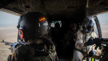 Spanish soldiers train on an FN MAG machine gun during a training exercise at the Besmaya Range Complex, Iraq, April 19, 2019. The Spanish forces at Besmaya work with the Iraqi Security Forces to develop Iraqi trainers. The 74 nations and five internation