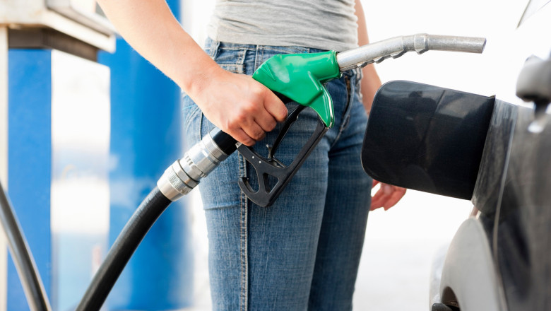 benzinarie combustibil