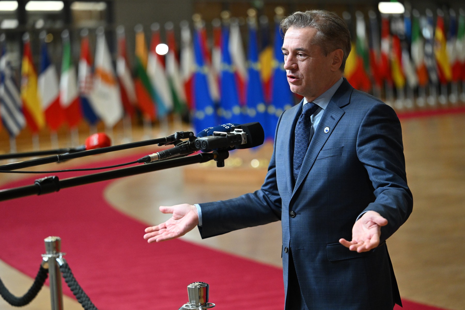 Premierul sloven își acuză rivalul că a apelat la Black Cube, pentru a influența alegerile. Cum a acționat „Mossadul privat” în România