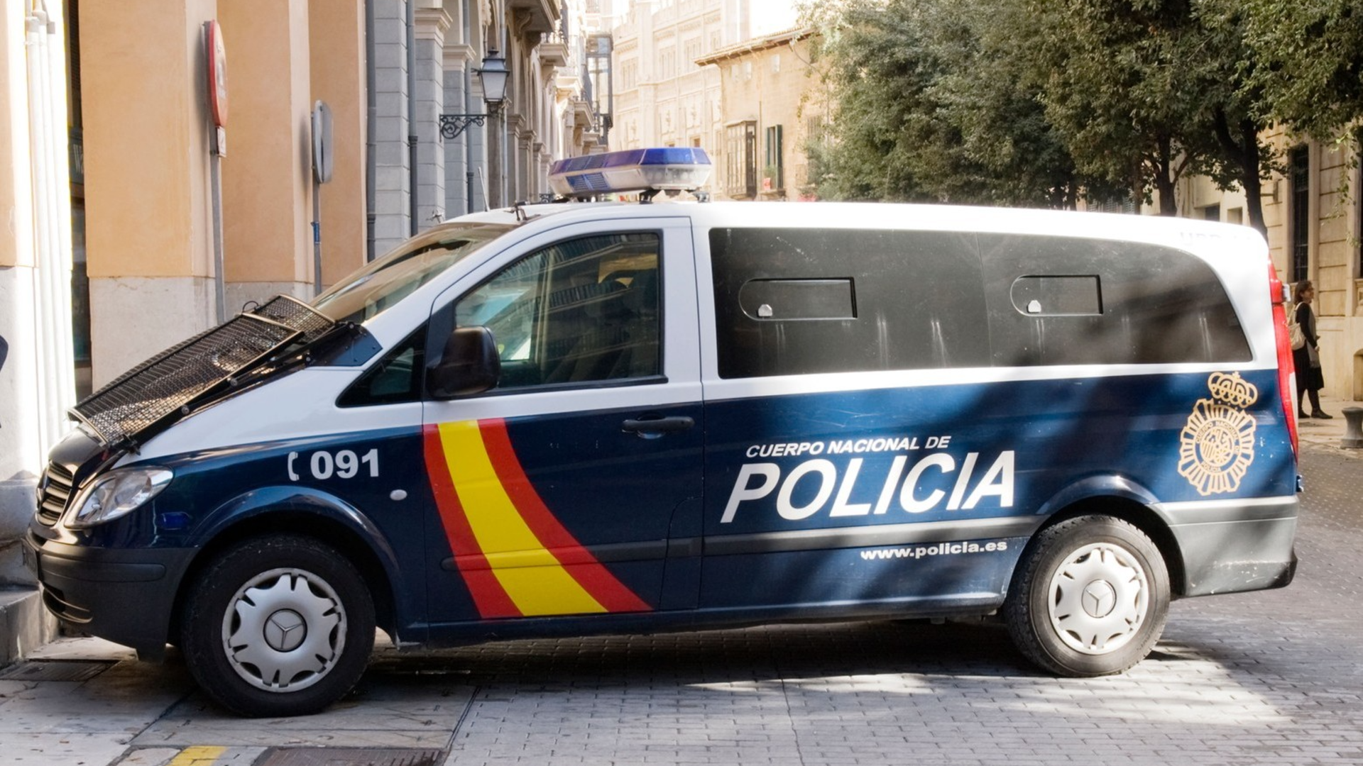 Afacerist rus apropiat de Putin, în centrul unei anchete privind eludarea sancțiunilor UE. Trei persoane arestate în Mallorca