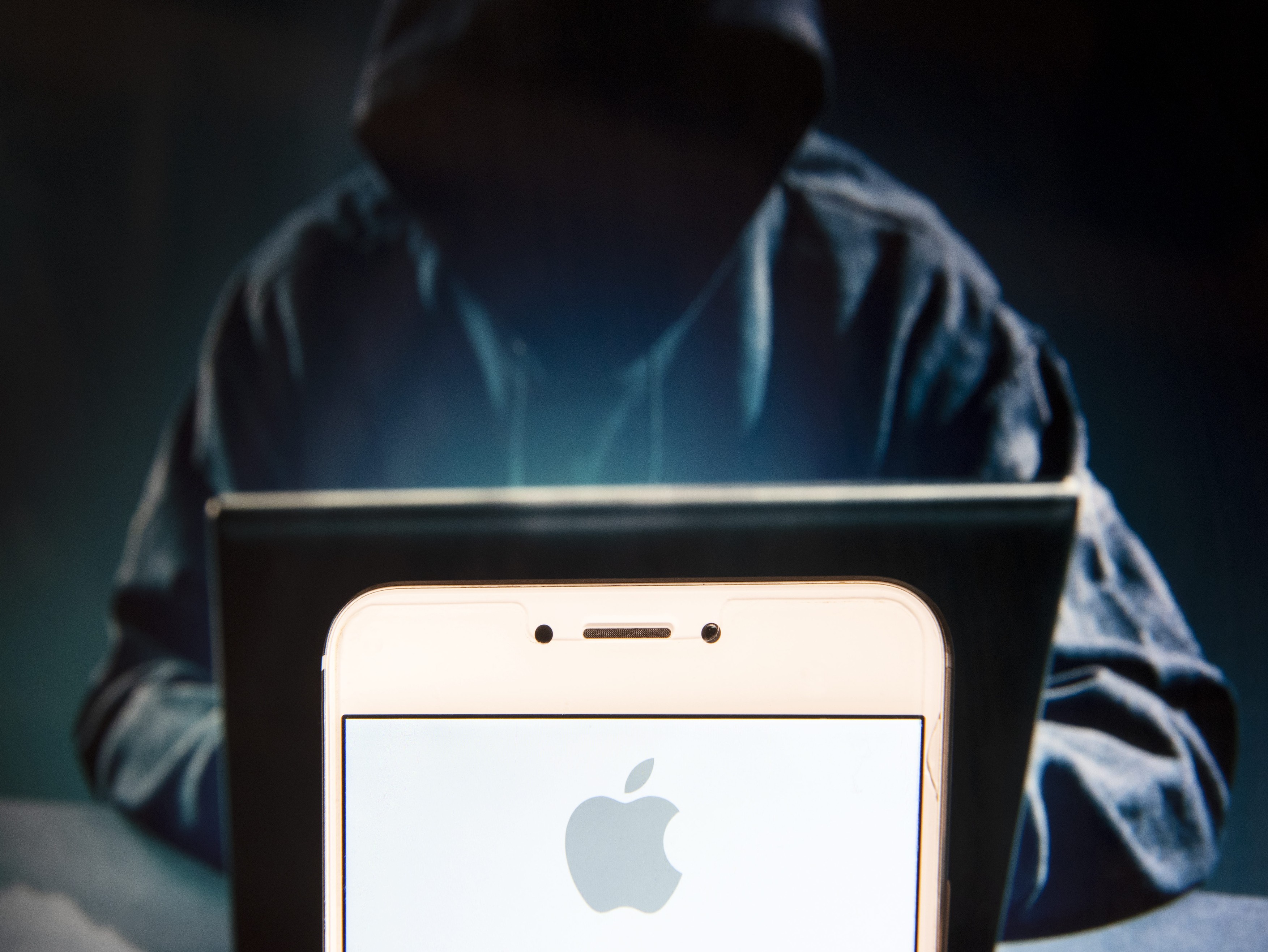 Darksword, un program spion pentru iPhone capabil să infiltreze milioane de telefoane, descoperit de experții în securitate cibernetică