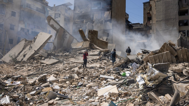 blocuri bombardate in beirut, liban