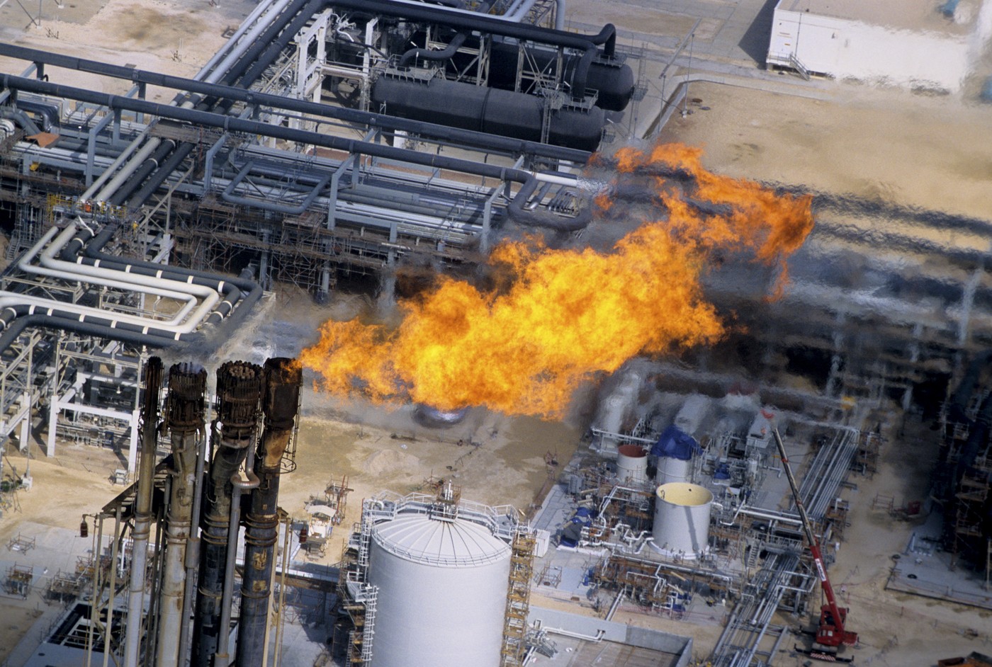 Gazele se scumpesc brusc în Europa după atacul asupra celui mai mare complex de GNL din lume situat în Qatar