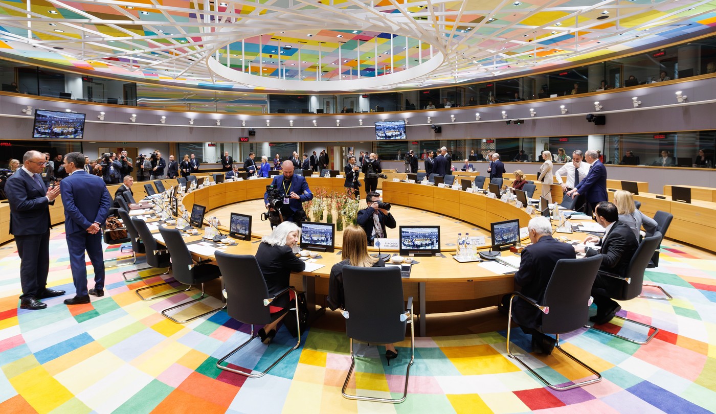Liderii europeni discută măsuri pentru întărirea apărării UE, în contextul războaielor din Ucraina și Orientul Mijlociu