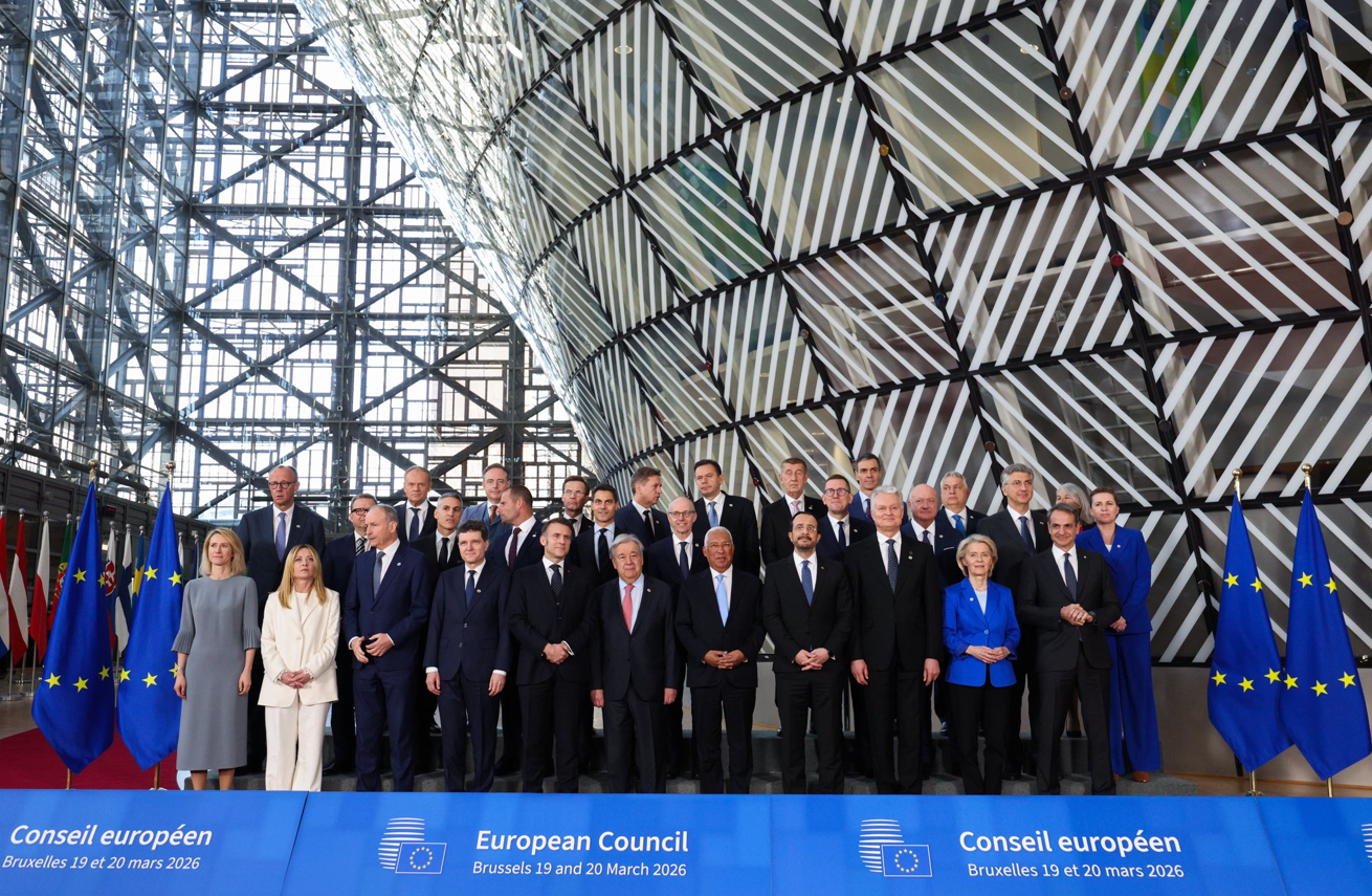 Nicușor Dan, discuții la Bruxelles. Concluziile Consiliului European privind Ucraina, adoptate fără semnăturile lui Orban și Fico