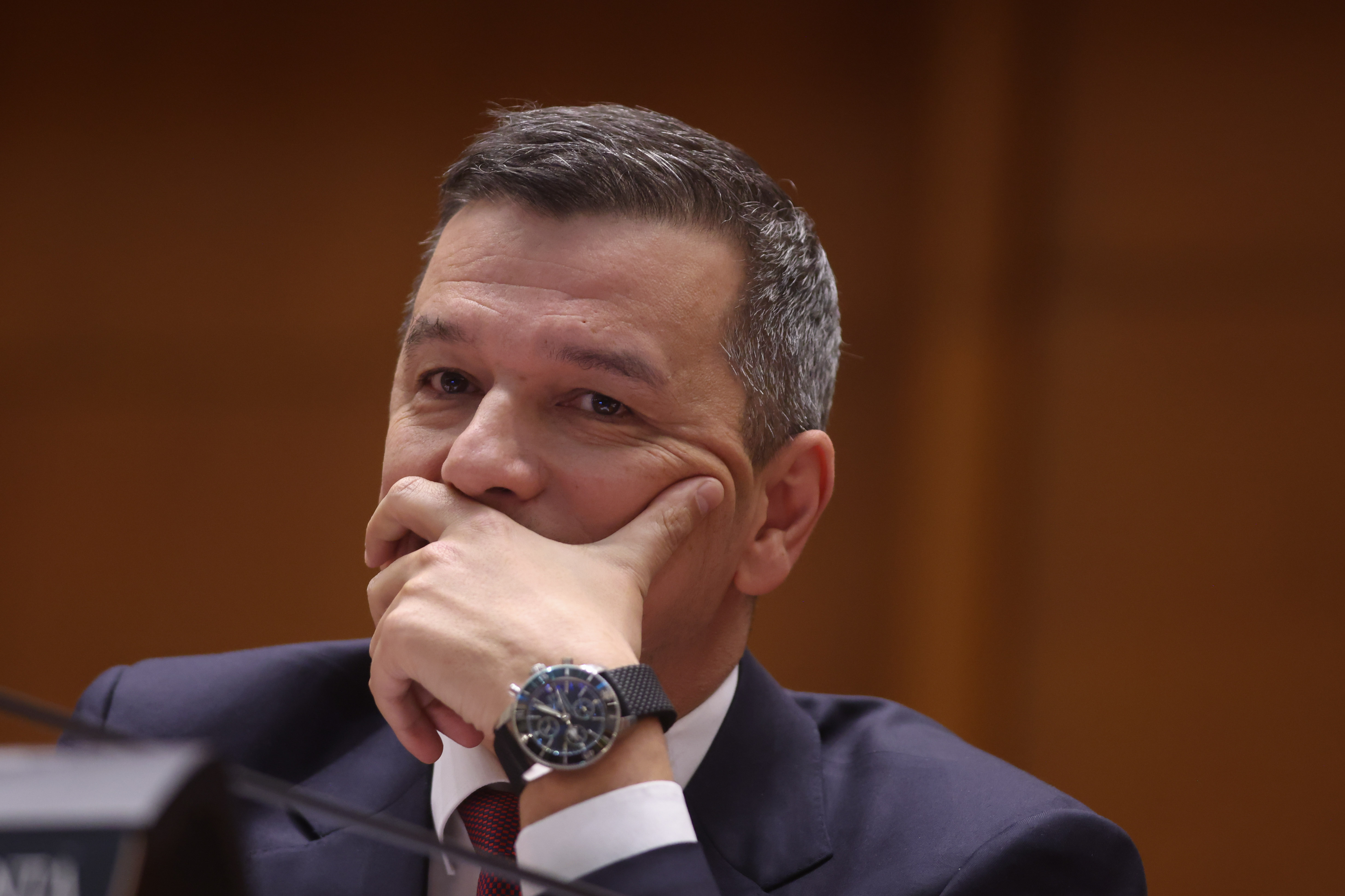 Ce a răspuns Grindeanu întrebat dacă face parte dintr-un grup de WhatsApp „Jos Guvernul”