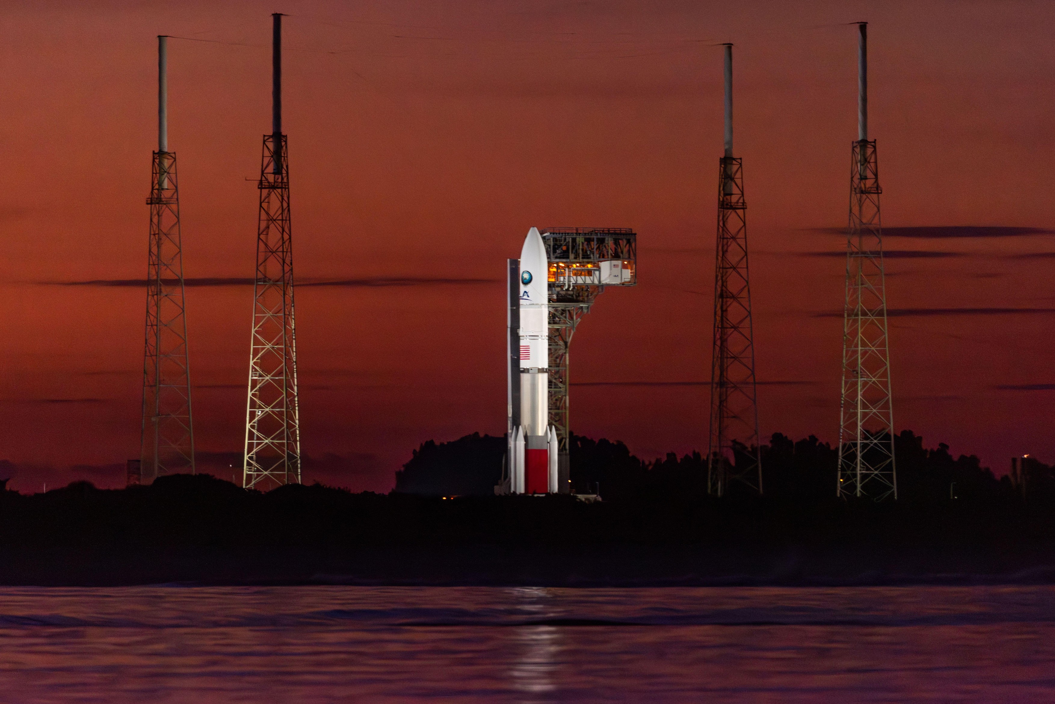 Întârzierile dezvoltării rachetei Starship a SpaceX pune în pericol planul NASA de a trimite astronauţi pe Lună