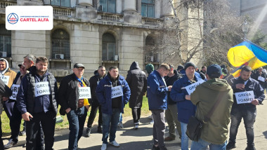 angajaţi de la Complexul Energetic Oltenia