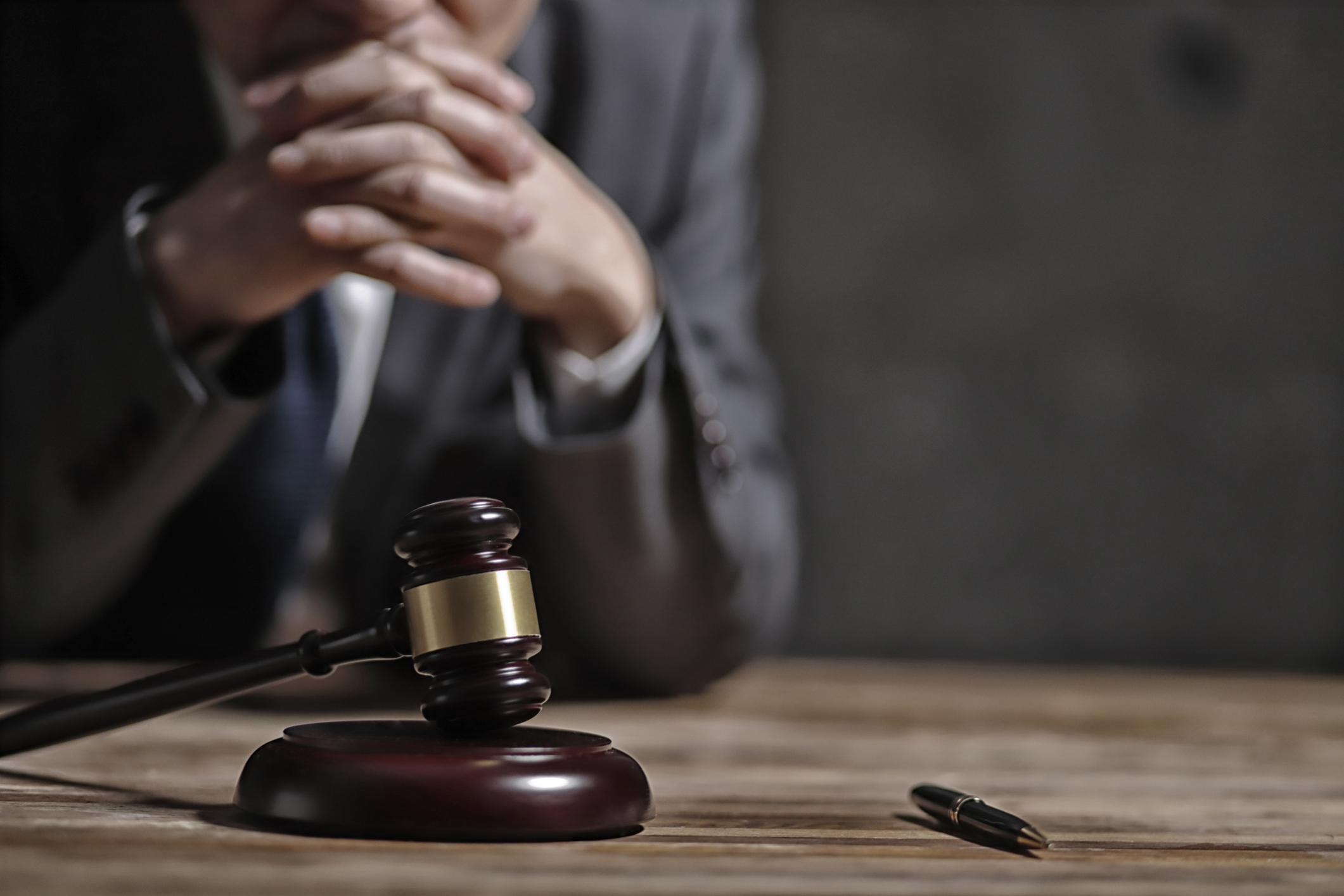 Dispensar și cămin cultural scoase la vânzare, după ce o primărie a pierdut un proces de 1,2 milioane de euro. Cum s-a ajuns aici