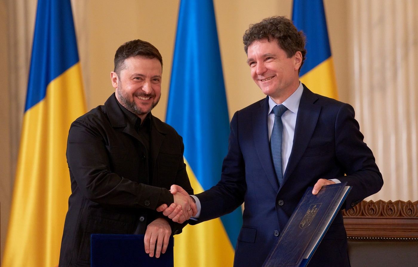 Acord energetic semnat la Cotroceni: Două linii noi de energie electrică vor conecta România și Ucraina - DOCUMENT