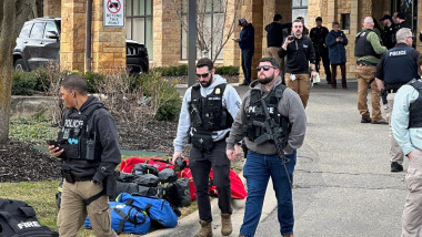 Law enforcement respond to a call at Temple Israel synagogue on Thursday, March 12, 2026, in West Bloomfield Township, Mich