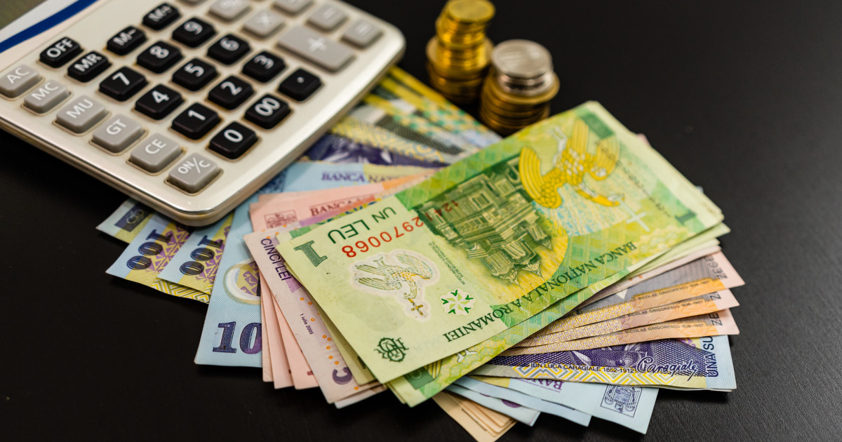 Salariul minim va crește la 4.325 de lei de la 1 iulie. Care este impactul în economie și cine sunt principalii beneficiari ai măsurii