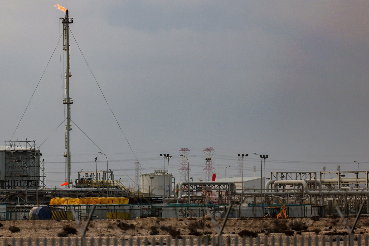 QatarEnergy invocă forța majoră în cazul contractelor de GNL cu mai multe țări. Atacurile de la Ras Laffan au provocat pagube grave