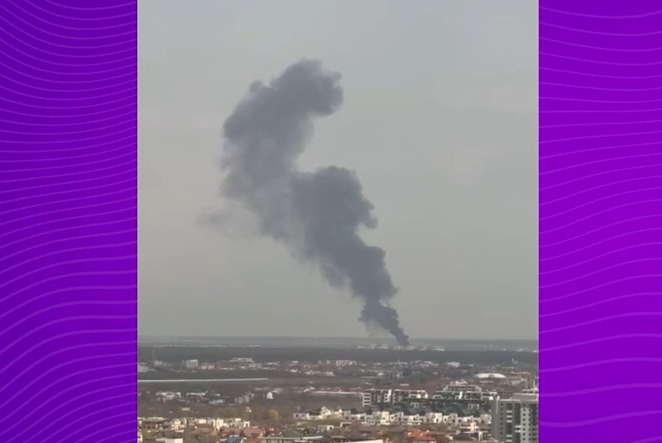 Incendiu într-un bloc în construcție din Tunari, lângă Capitală: fumul negru se vede de la kilometri depărtare