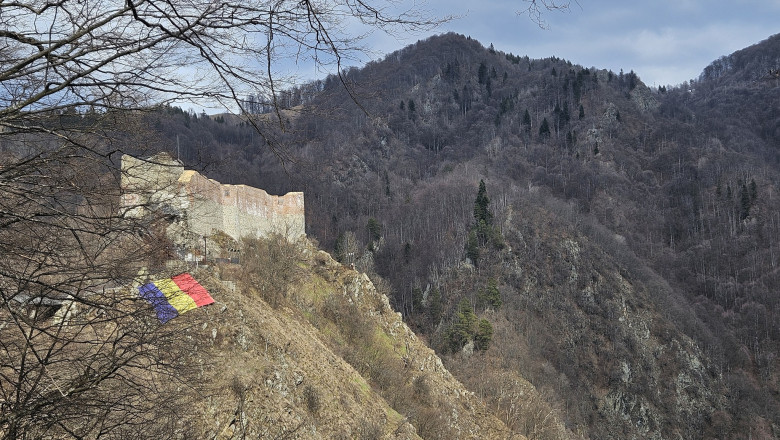 cetatea poenari arges