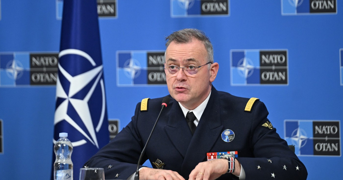 Avertisment NATO: Aliații trebuie să dezvolte rapid arme noi