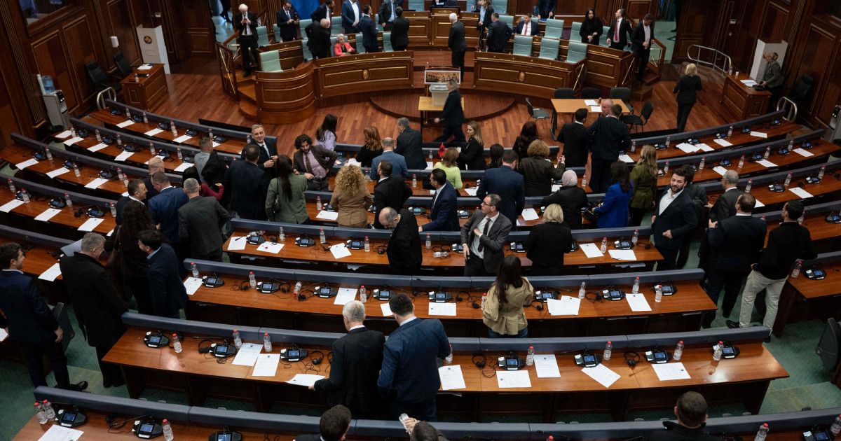 Curtea Constituţională din Kosovo respinge decretul Osmani