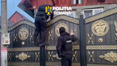 politie jandarmi poarta brasov